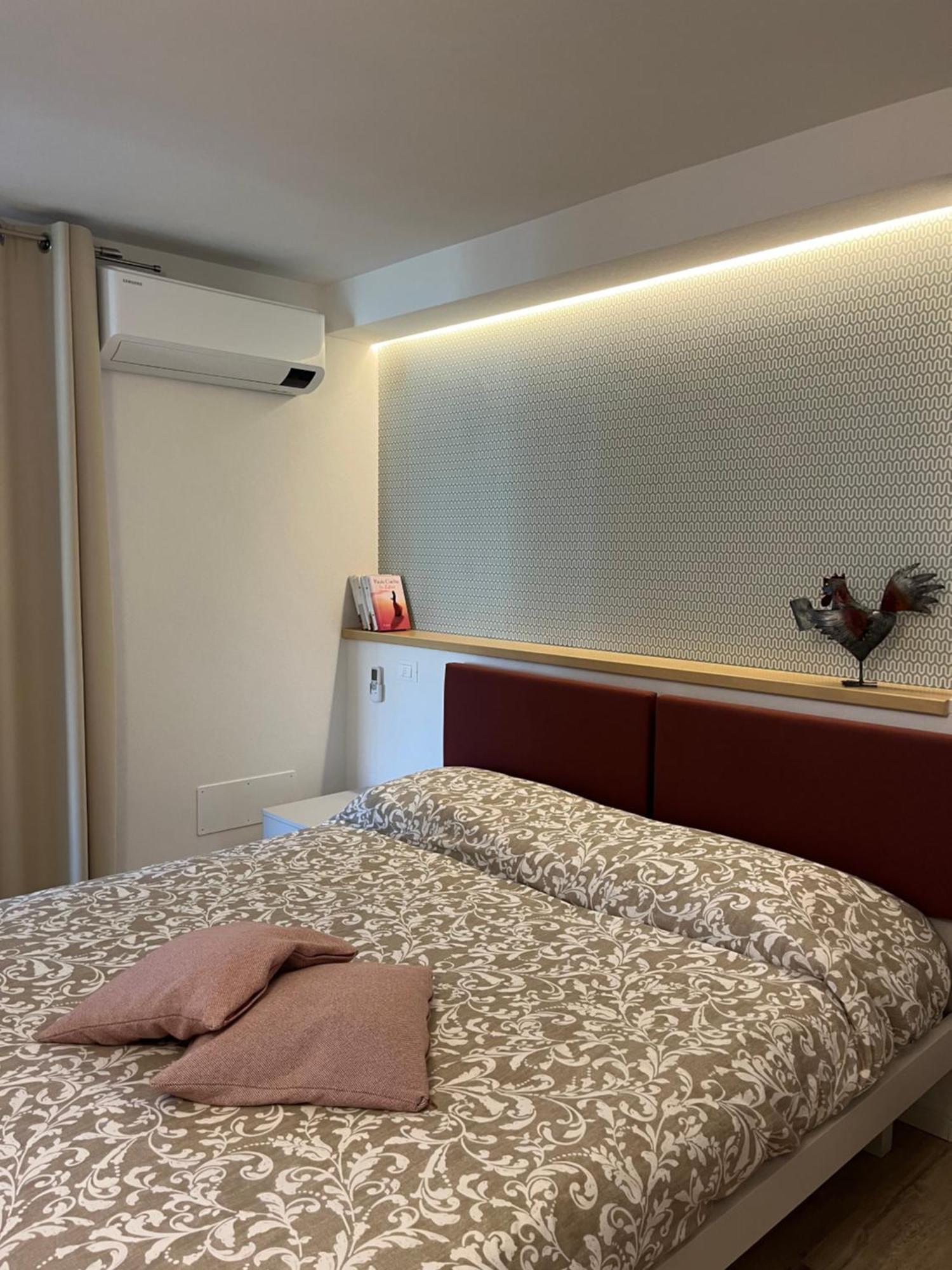 La Casa Del Gallo Pietra Ligure Ngoại thất bức ảnh